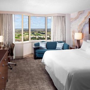 King Room Golf View Adapted Tub Mobility Accessible